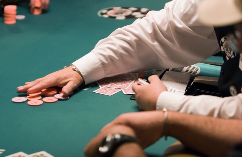 Strategier för att dominera pokerturneringar online